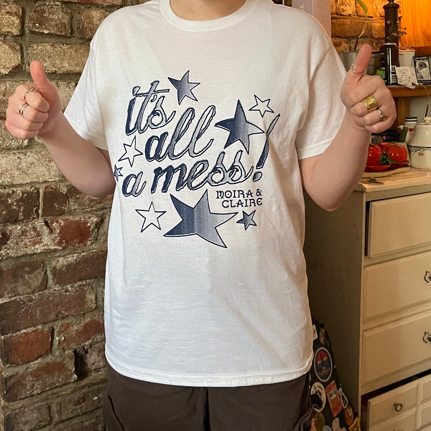 'it's all a mess!' Moira & Claire T-Shirt